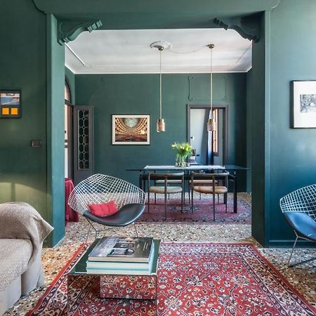 Stylish Renovated Apartment In The Heart Of The City Venedig Exterior foto